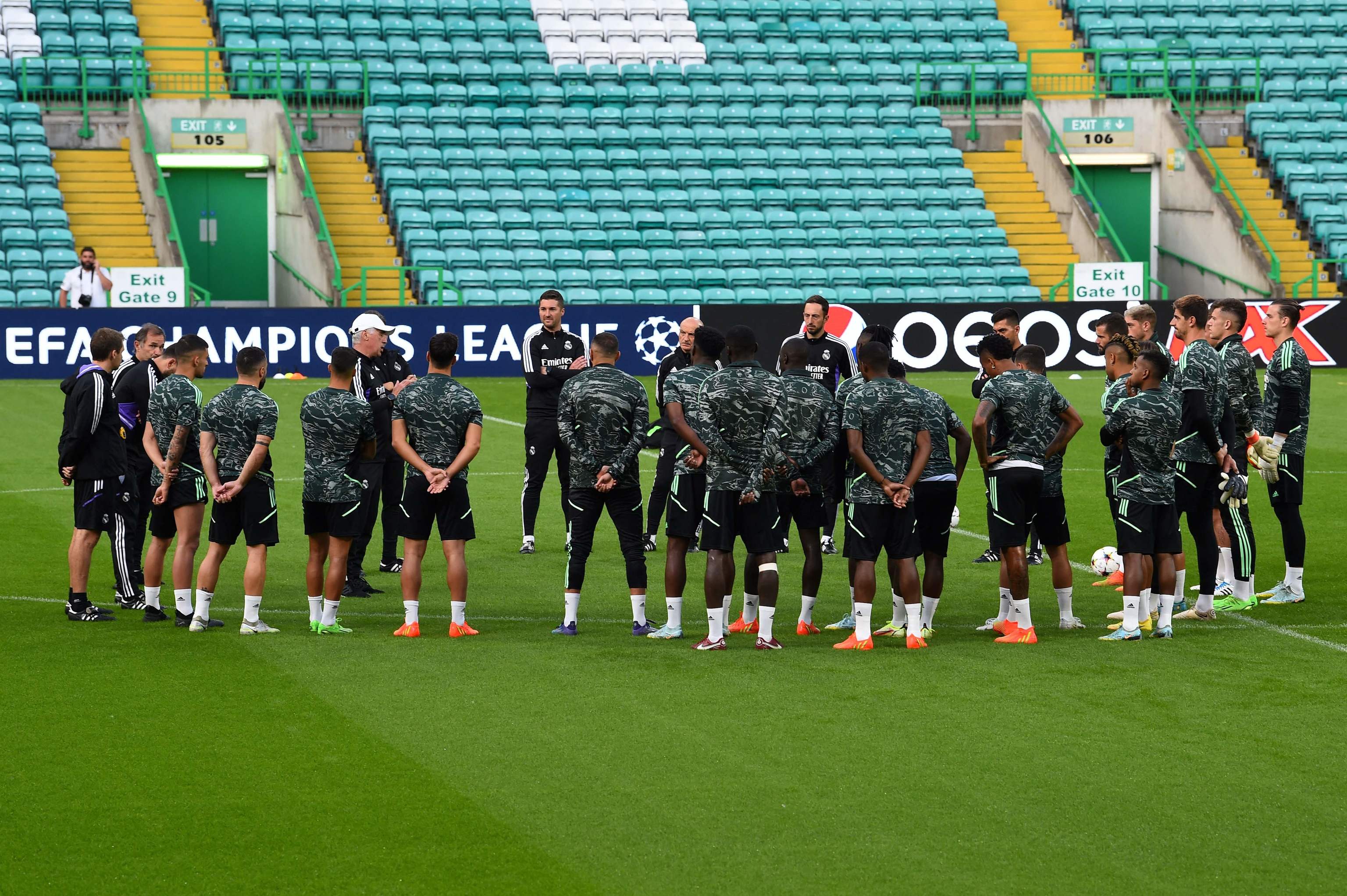 Carlo Ancelotti en la previa del partido ante el Celtic de Glasgow