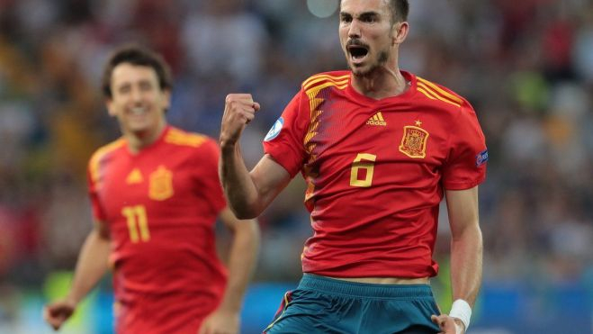 Fabián Ruiz y Mikel Oyarzabal al fondo Fabián Ruiz y Mikel Oyarzabal al fondo
