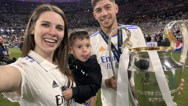 FT4ZYwvUcAAFKC7 FT4ZYwvUcAAFKC7